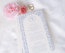 Menu de Mariage Personnalisé bleu fleuri blanc - Collection Uzès