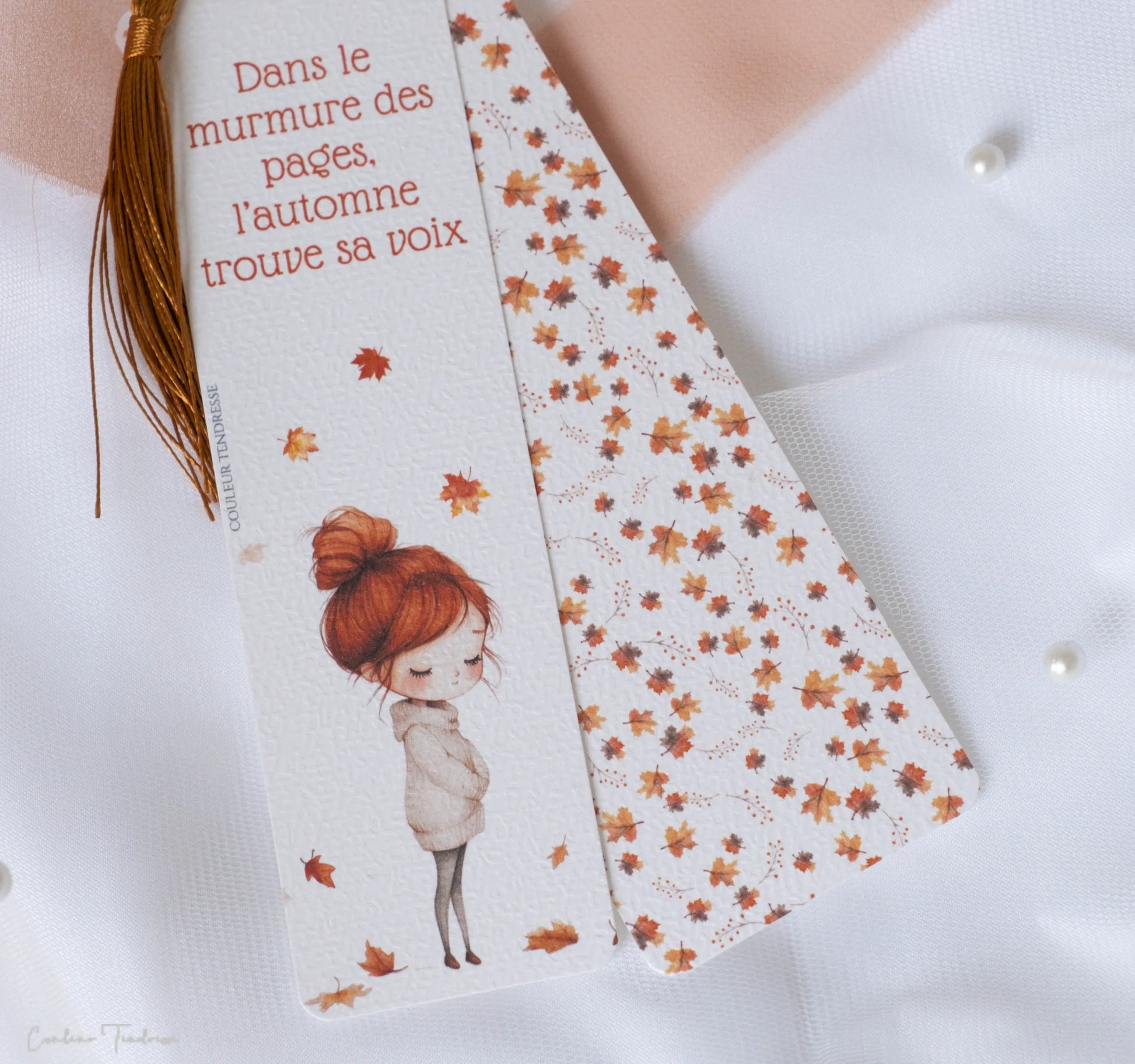 Marque-pages originaux pour lecteur avec dessins de saison et pompons