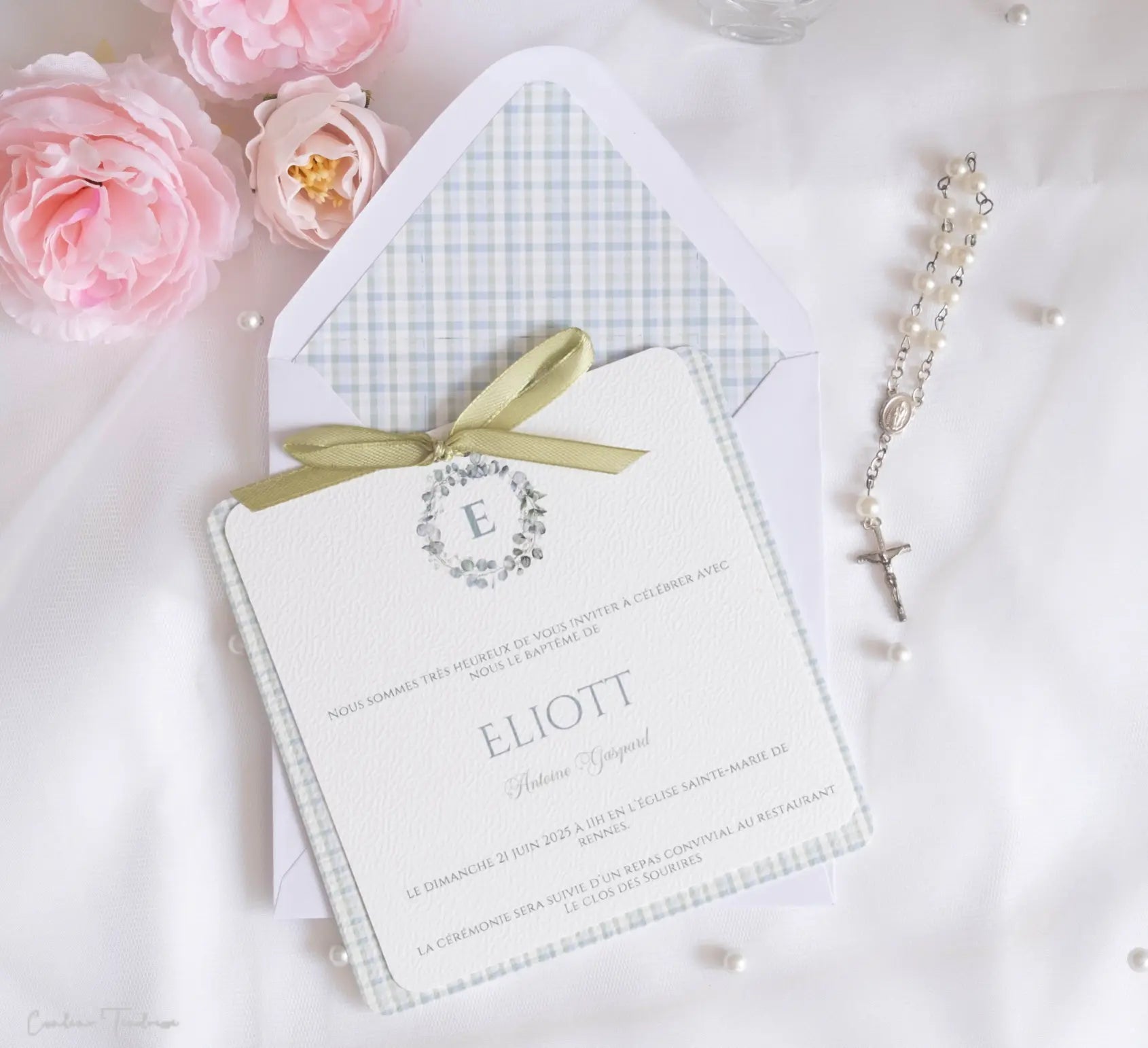 Doublure d'Enveloppe à imprimé Vichy bleu pâle et vert d'eau assortie au faire part de la collection Eliott