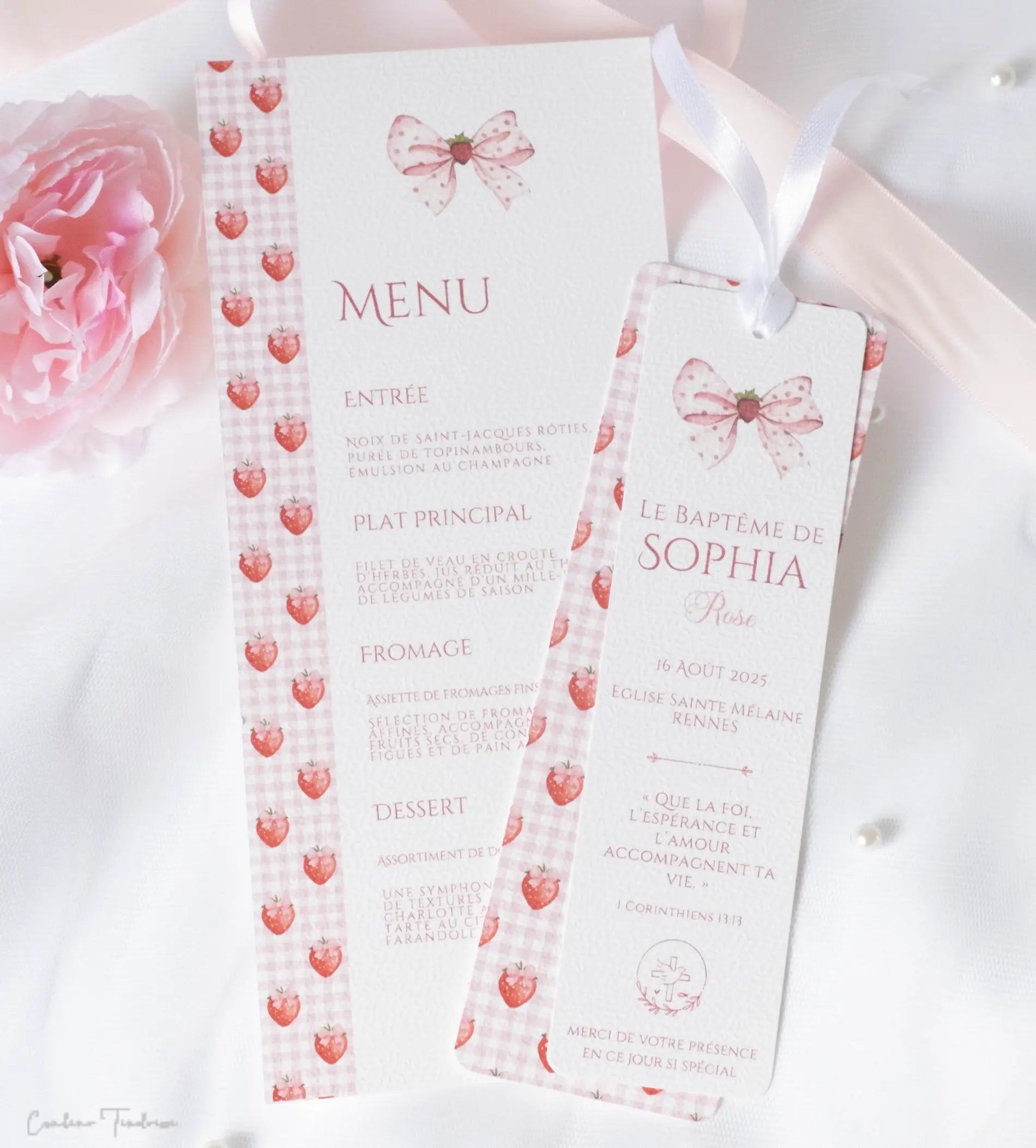 Menu baptême ou communion personnalisé motif fraises – Papeterie élégante Collection Fragola