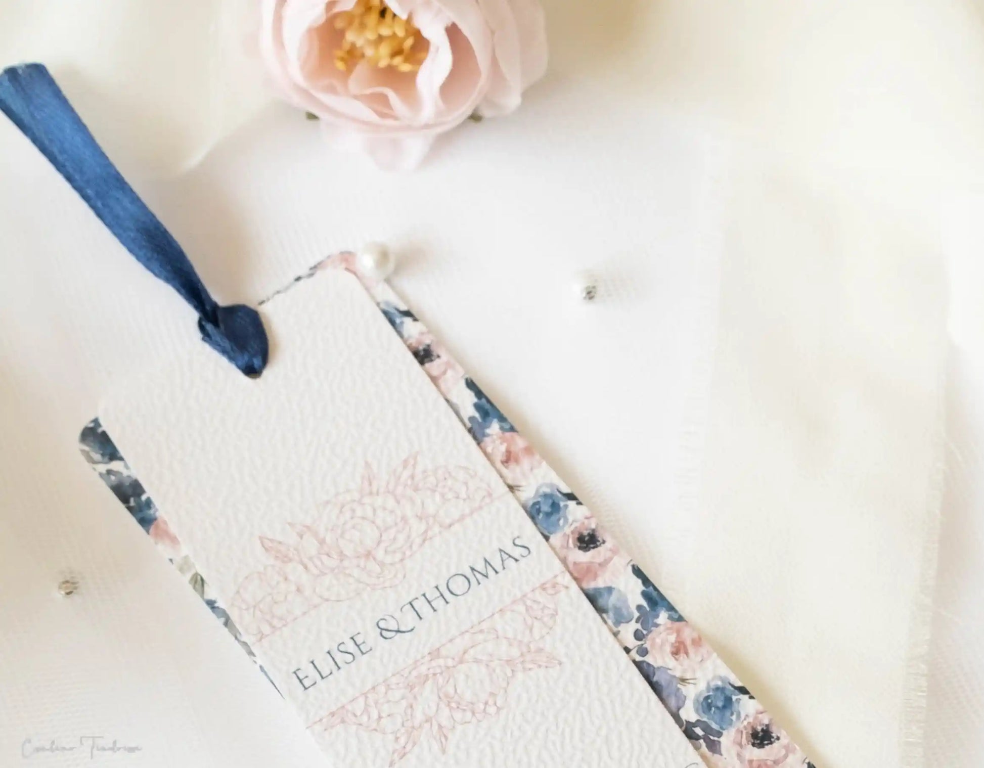 Signet Souvenir de Mariage, Cadeau pour Invités fleuri bleu et rose